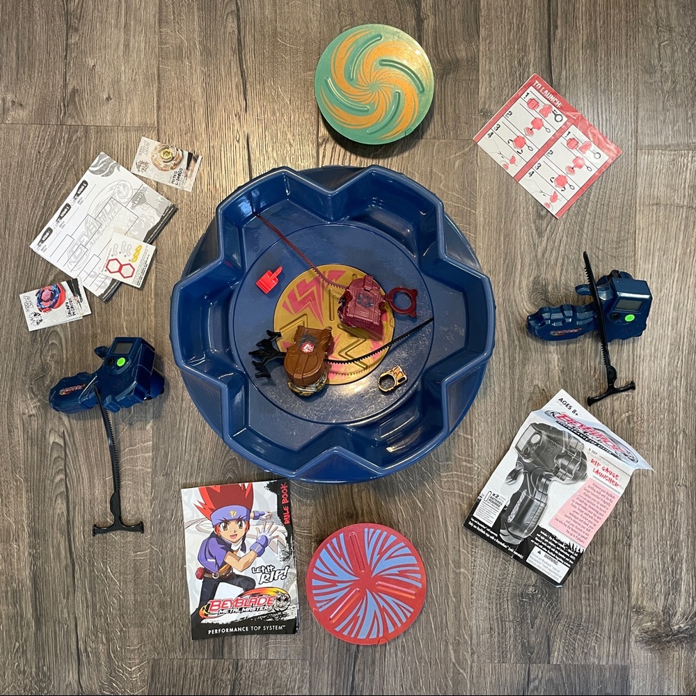 BEYBLADE Triple Battle Set